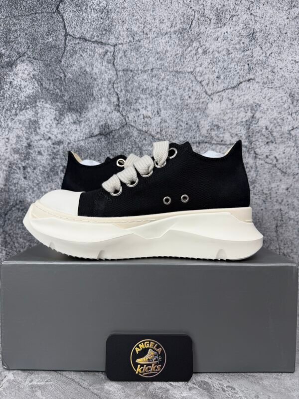Rick Owens Concordians DRKSHDW Jumbo Lace Abstract Black Milk