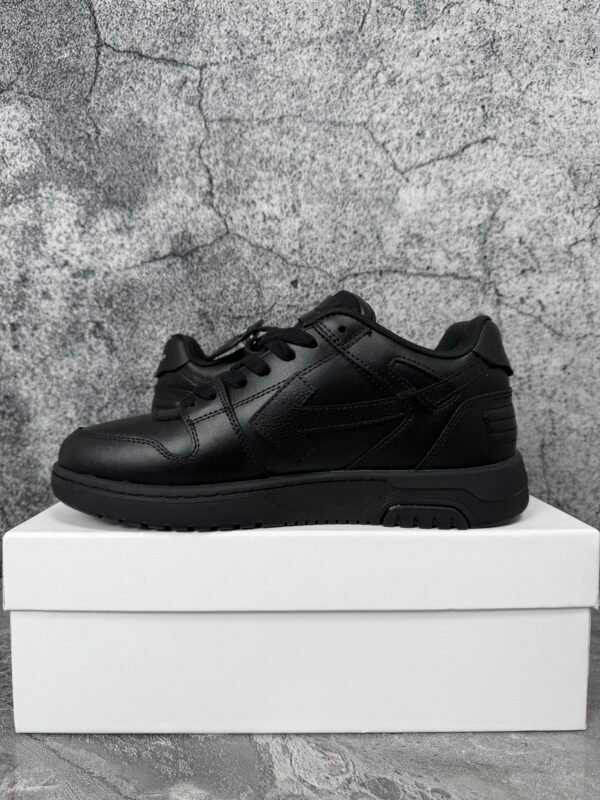 OFF-WHITE Out Of Office OOO Low Tops Triple Black