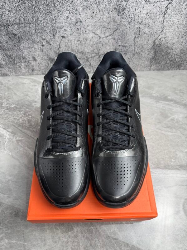Nike Kobe 5 Blackout