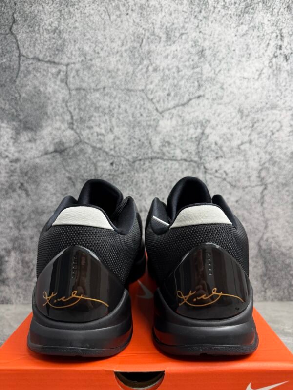 Nike Kobe 5 Blackout