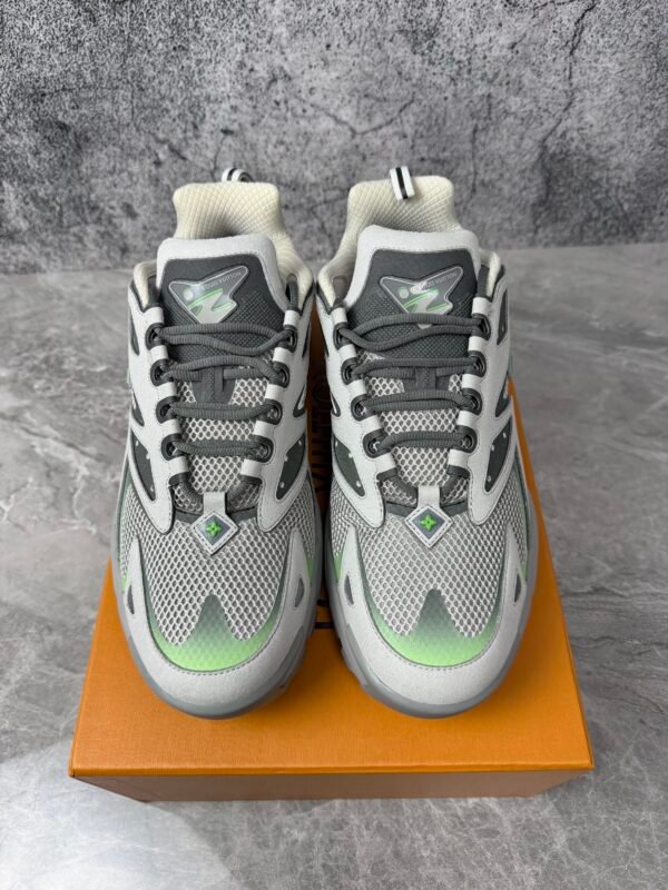 LOUIS VUITTON Runner Tatic