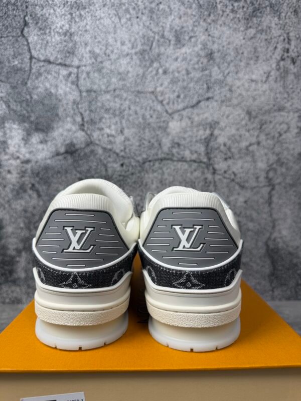 LOUIS VUITTON Trainer