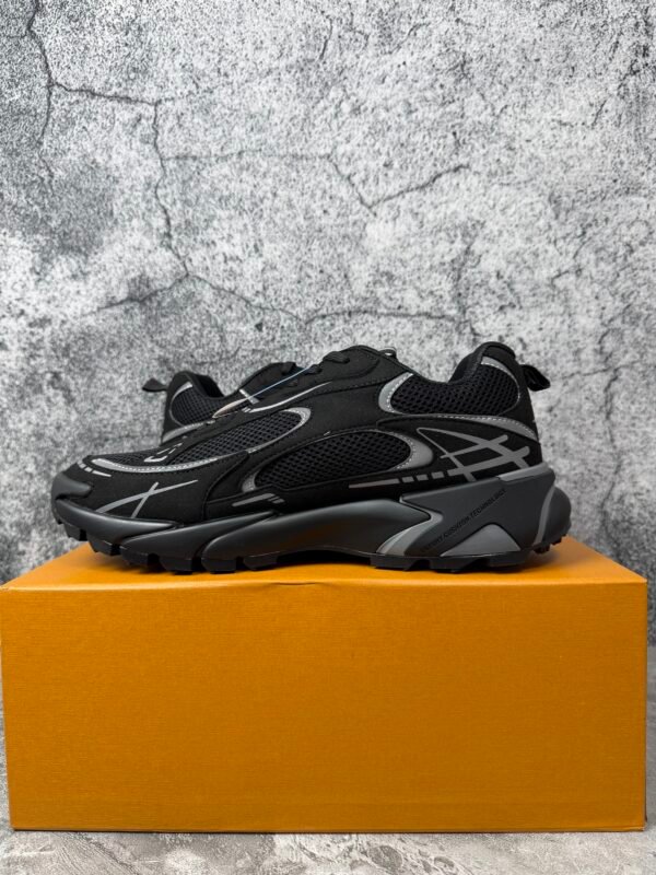 Louis Vuitton LV Tatic Runner Black
