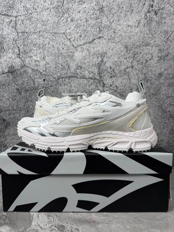 OFF-WHITE Be Right Back White