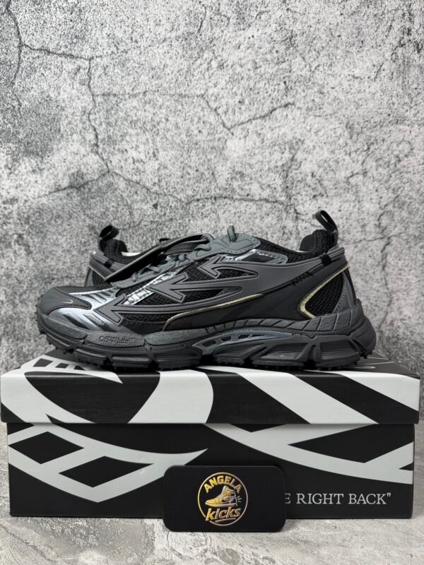 OFF-WHITE Be Right Back Black