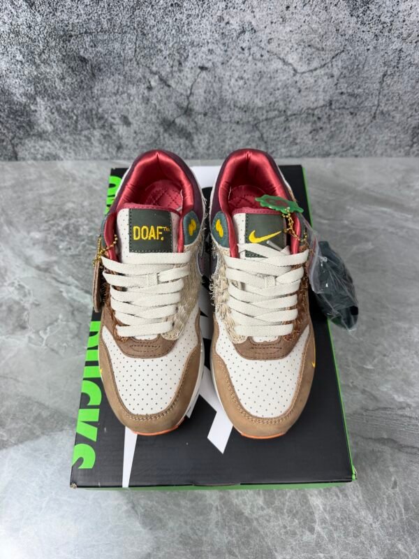Nike Air Max 1 '87 Luxe University of Oregon PE