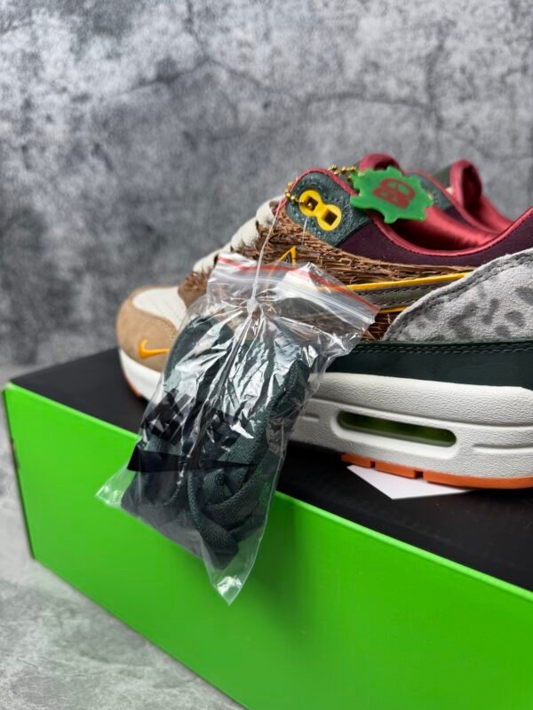 Nike Air Max 1 '87 Luxe University of Oregon PE