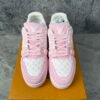 Louis Vuitton Trainer pink