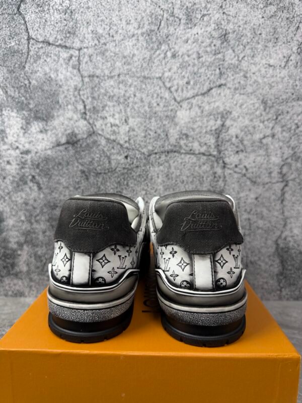 Louis Vuitton Trainer