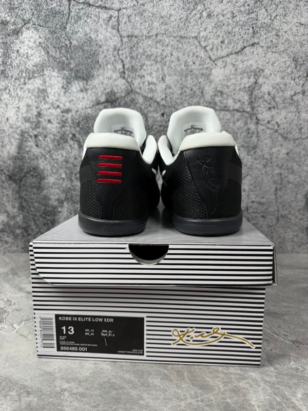 Nike Kobe 11 Team Bank Black