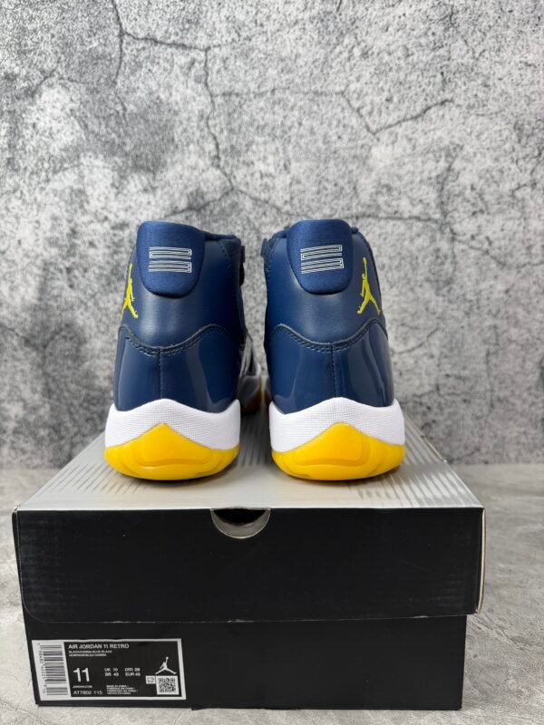 Jordan 11 Retro Midnight Navy