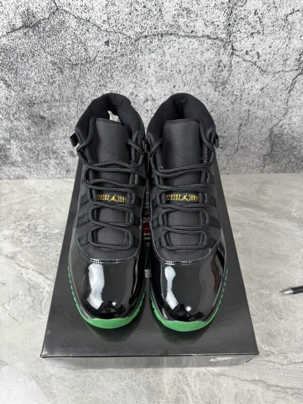 Jordan 11 Retro