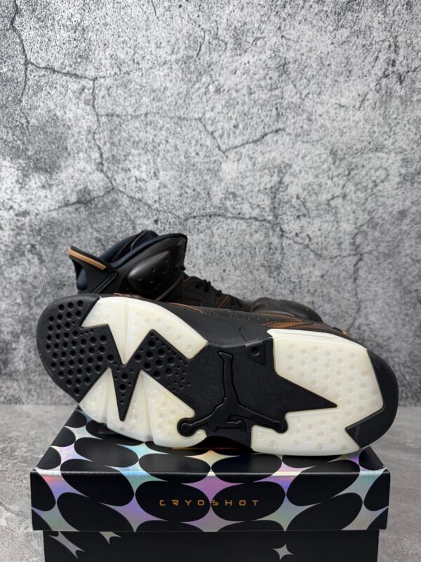 Jordan 6 Retro Xuanwu