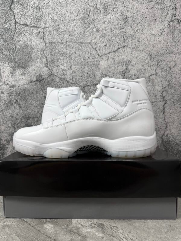 Jordan 11 Retro Comme des Garçons Homme Plus White
