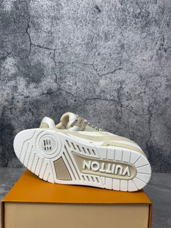 LOUIS VUITTON Trainer