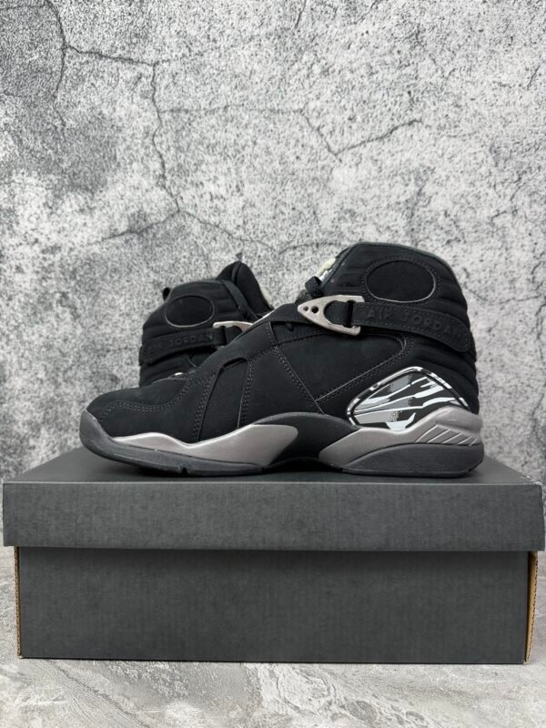 Jordan 8 Retro Chrome