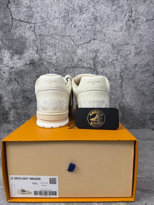 Louis Vuitton LV Trainer Monogram Flower Beige