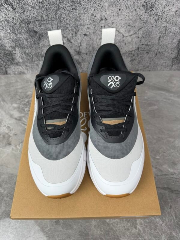 On Running Cloudtilt 2 LOEWE Black White
