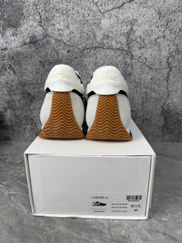 Loewe Flow Runner