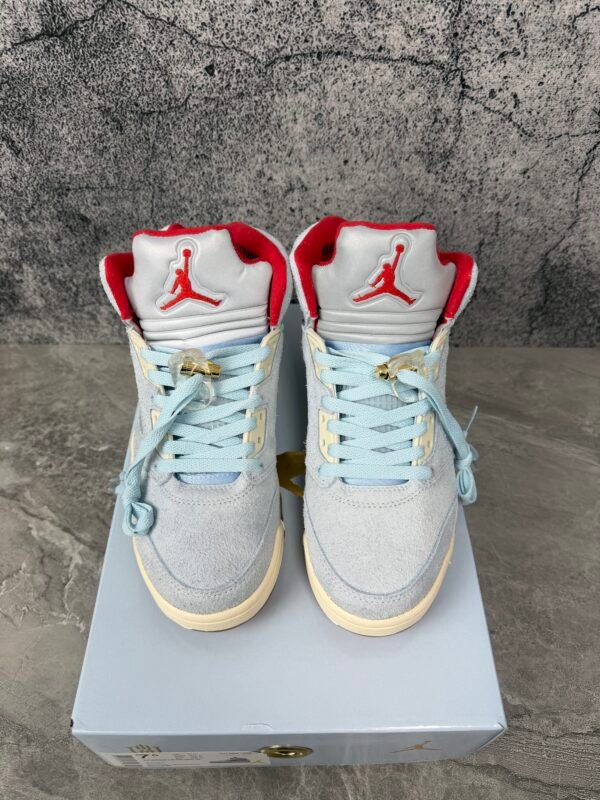 Jordan 5 Retro Trophy Room Ice Blue