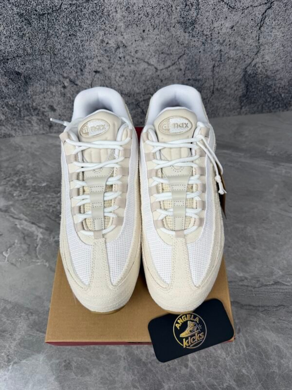 Nike Air Max 95 OG Levi's Light Orewood Brown