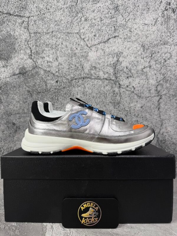 Chanel CC Runner
