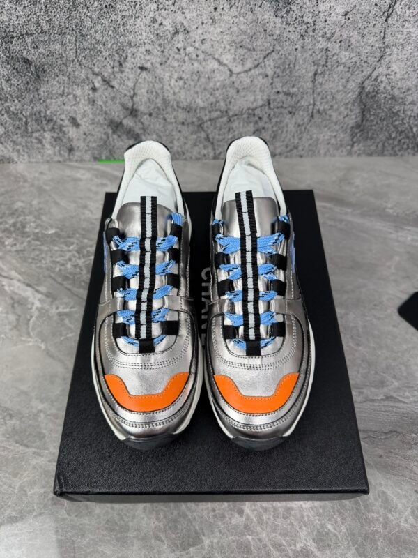 Chanel CC Runner