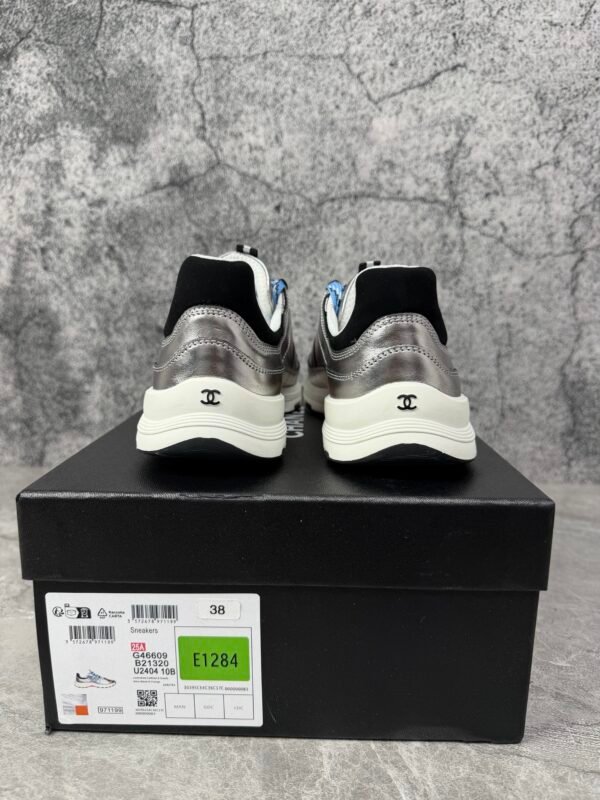 Chanel CC Runner