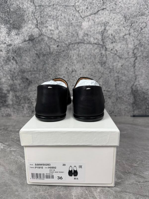 Maison Margiela Tabi Babouche Black