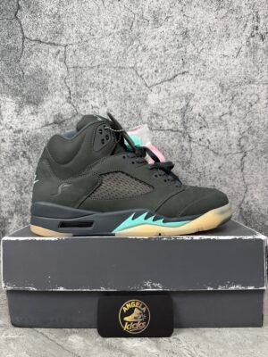 Jordan 5 Retro Aqua