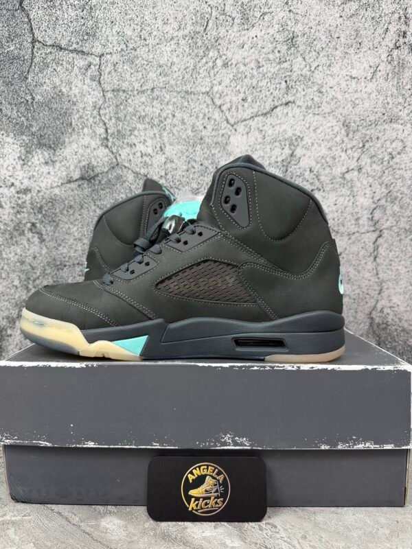Jordan 5 Retro Aqua