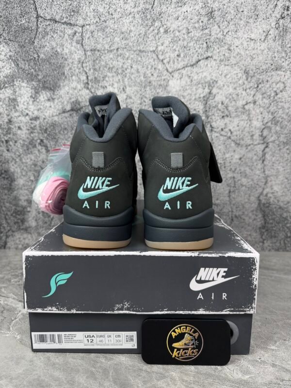 Jordan 5 Retro Aqua