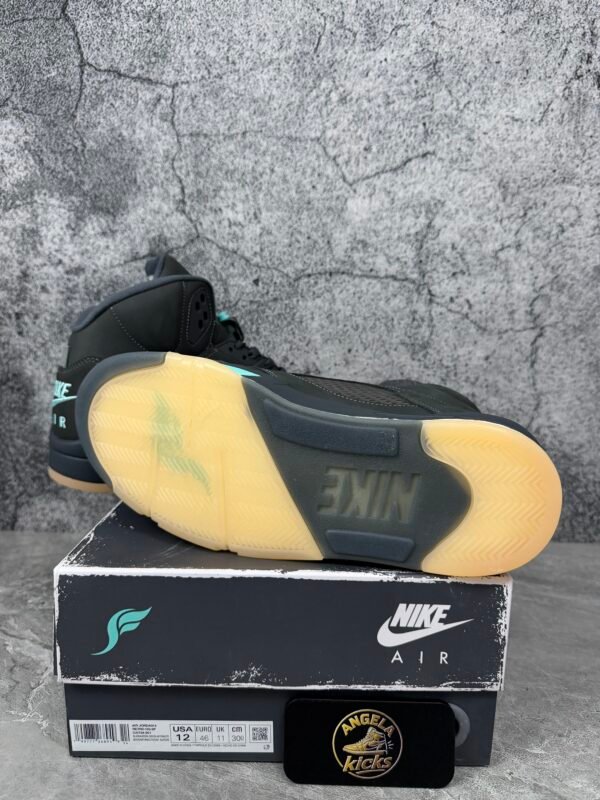 Jordan 5 Retro Aqua