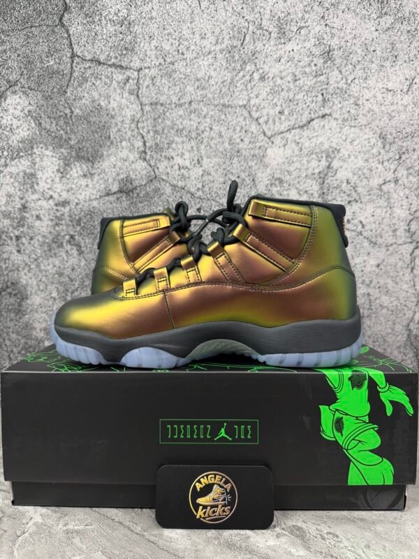 Jordan 11 Retro Space Jam Magic Ball
